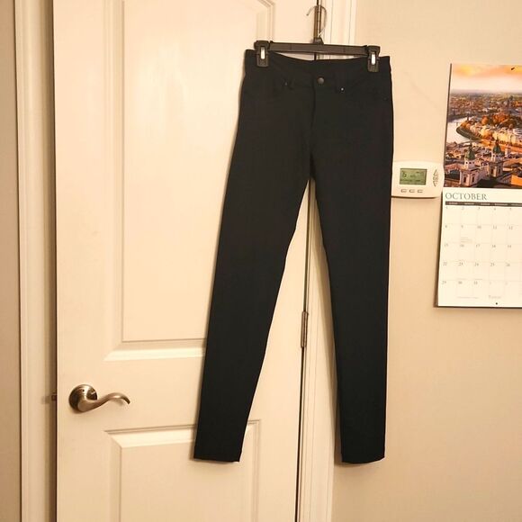 Lululemon Dark Blue Skinny Leg Dress Pants Size 2 - Picture 1 of 7